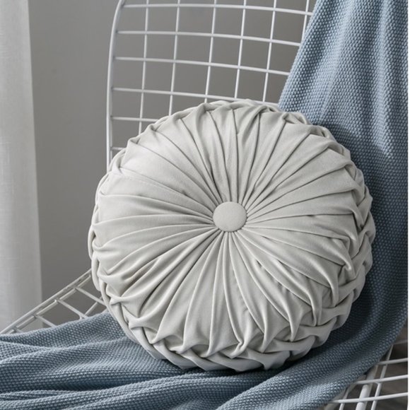 Velvet Accent Pillow💫